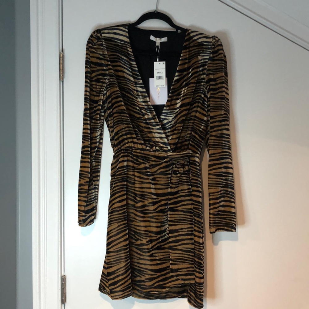 Wayfair Tiger print wrap dress small